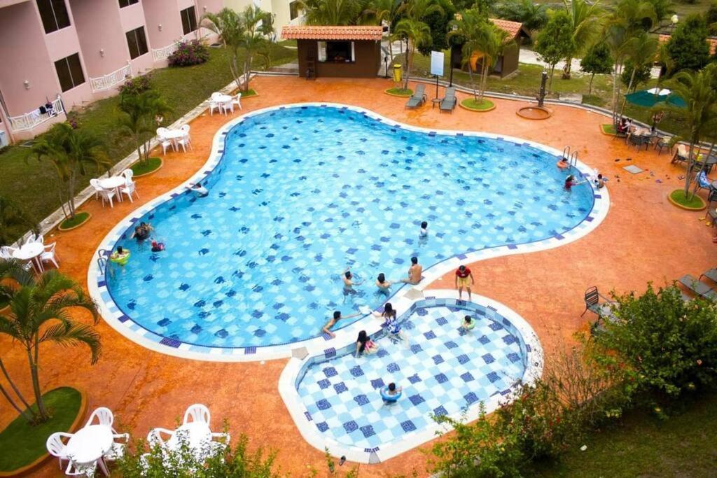 Lotus Desaru Beach Resort, 2 Bdrms, W/Splash Park Bandar Penawar 외부 사진